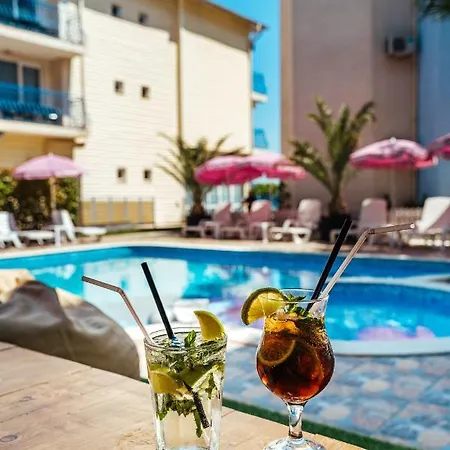 Ξενοδοχείο Complex Duni 3*