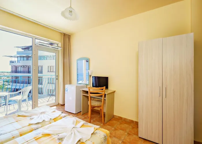 Hotel Complex Duni 3*