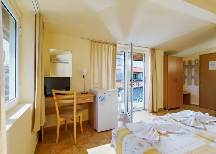 Hotel Complex Duni 3*